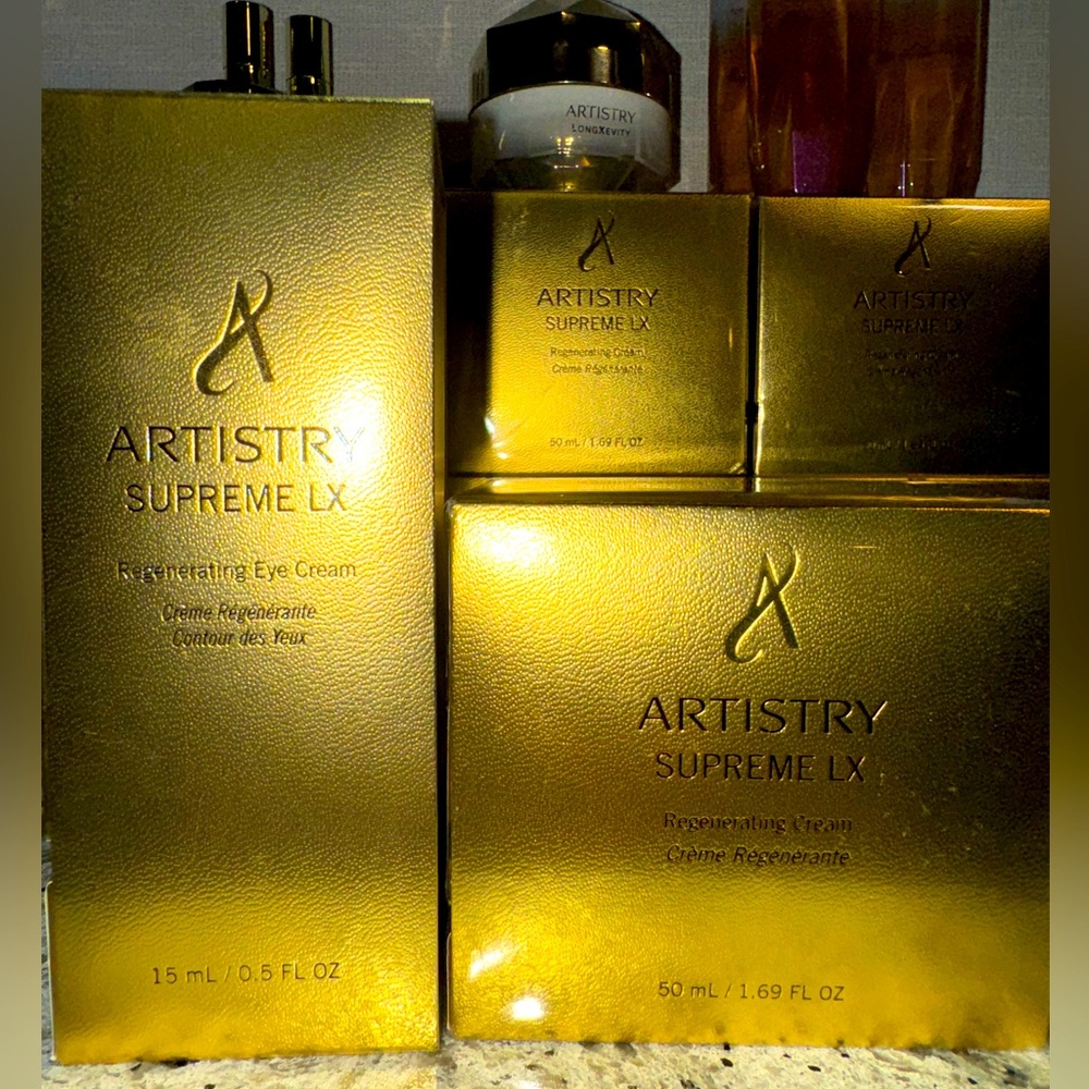 Artistry Supreme LX Regenerating Eye Cream - Gold